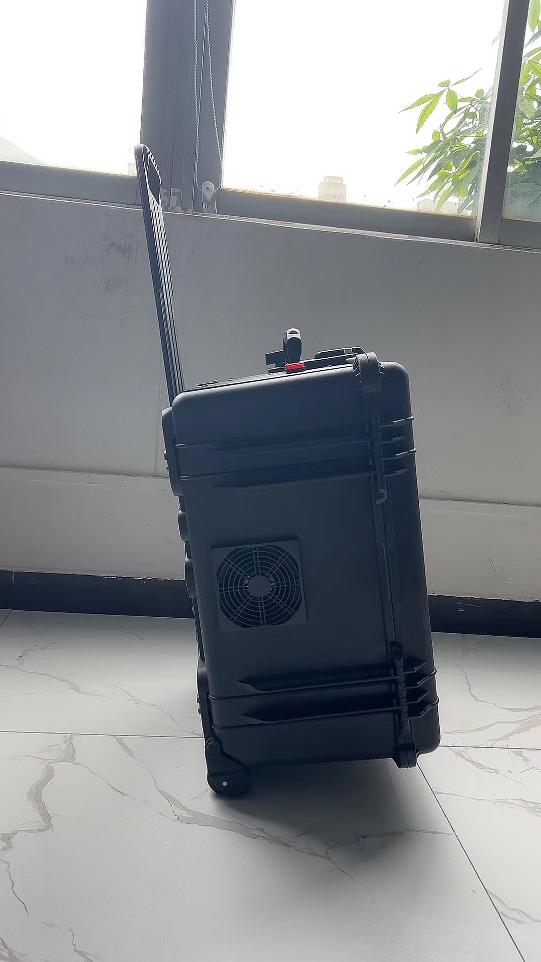 姚安手拉箱型移动通信干扰器